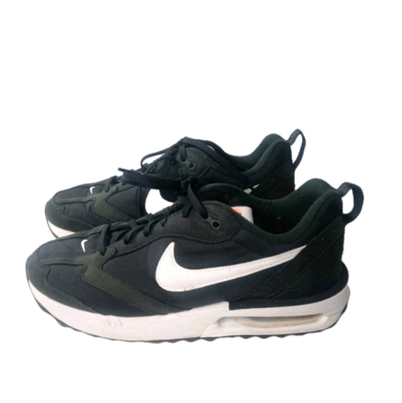 Nike Air Max Dawn Shoes Women's Size 10 Sneakers Black Summit White - Picture 2 of 8